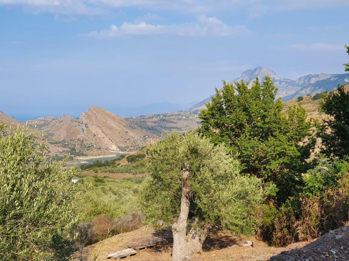 L'Opuntia Sul Lago Caccamo Eksteriør bilde